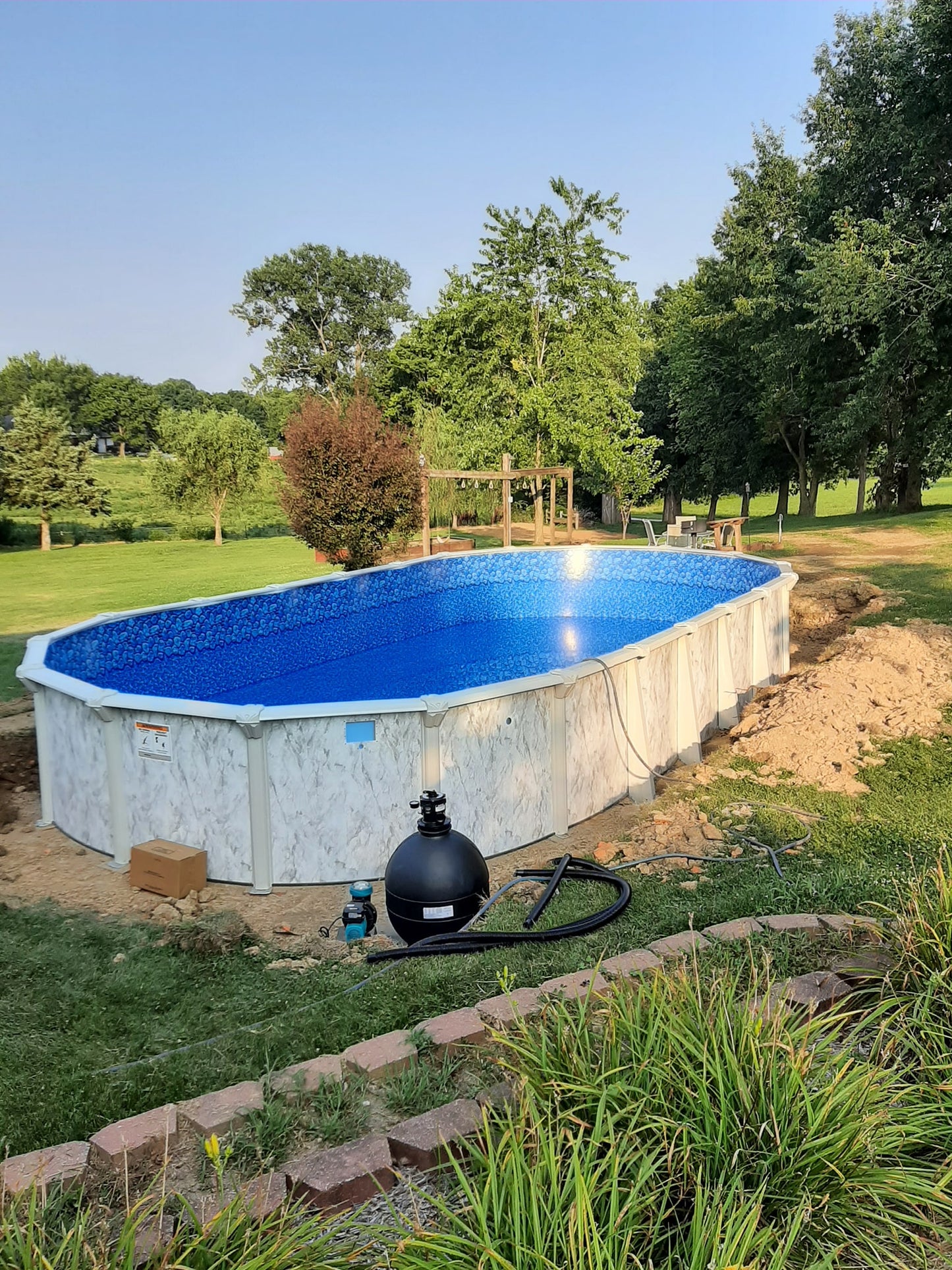 Oval 16x32' Sterling Above Ground Swimming Pool