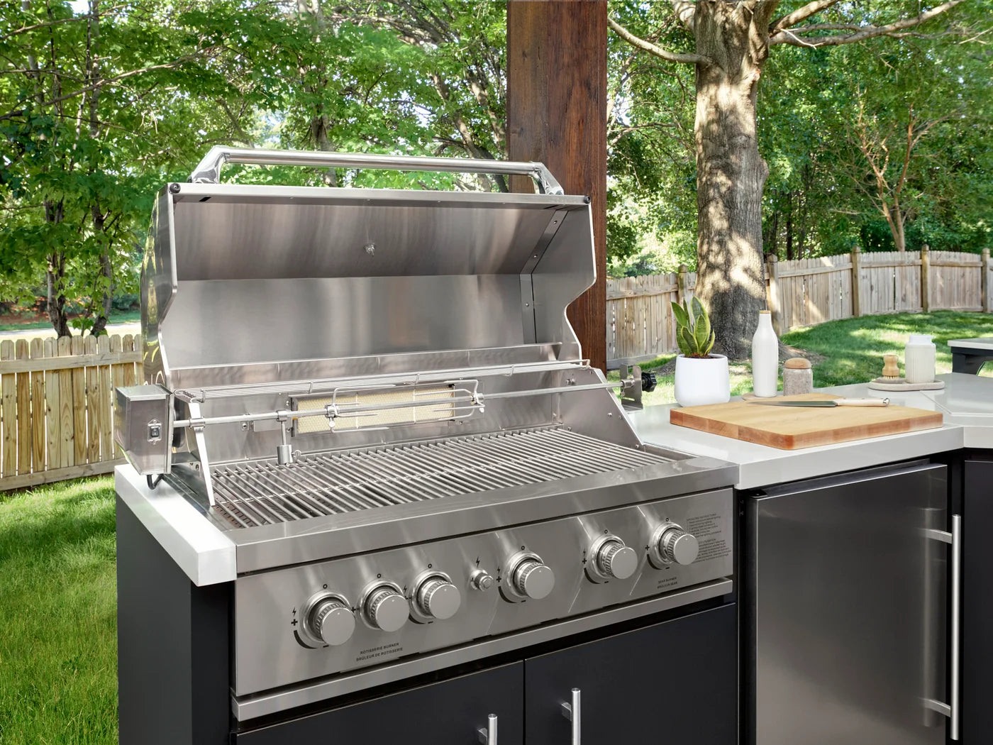 Emory Corner Outdoor Kitchen with Bar Seating & Built-In Appliance — Professionally Installed